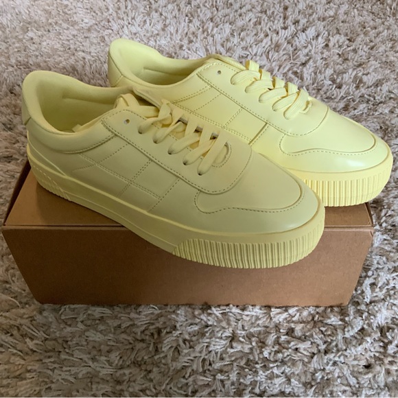 ASOS Shoes - ASOS Design Wide Fit Duet Flatform Lace Up Yellow Sneakers Womens Size 12